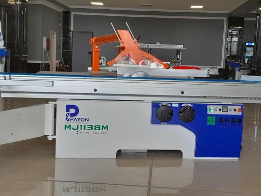 عکس فروشگاه ماشین آلات حاجی زاده