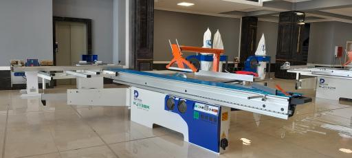 عکس فروشگاه ماشین آلات حاجی زاده