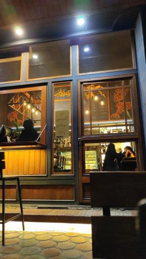 عکس کافه کی آر بی