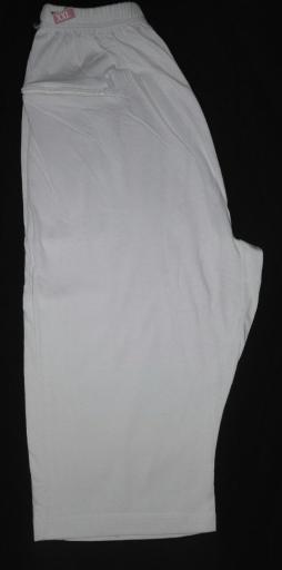 عکس تولیدی لباس احرام و لوازم حج مدینه