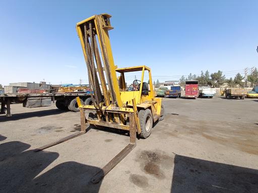 عکس شرکت حمل و نقل جاده ای تند بار کشاورز