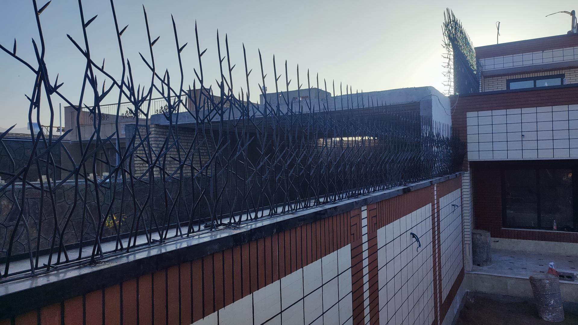 عکس کارگاه تولید حفاظ شاخ گوزنی گروسی