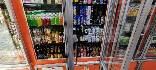 عکس سوپرمارکت برادران جاسبی