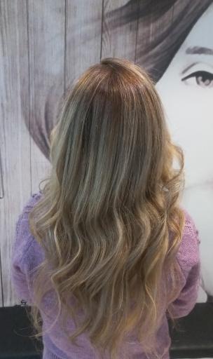 عکس سالن آرایش و زیبایی عفاف