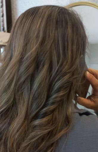 عکس سالن آرایش و زیبایی عفاف