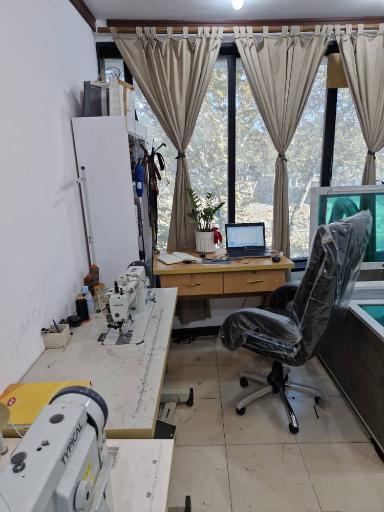 عکس آوا چرم شمال