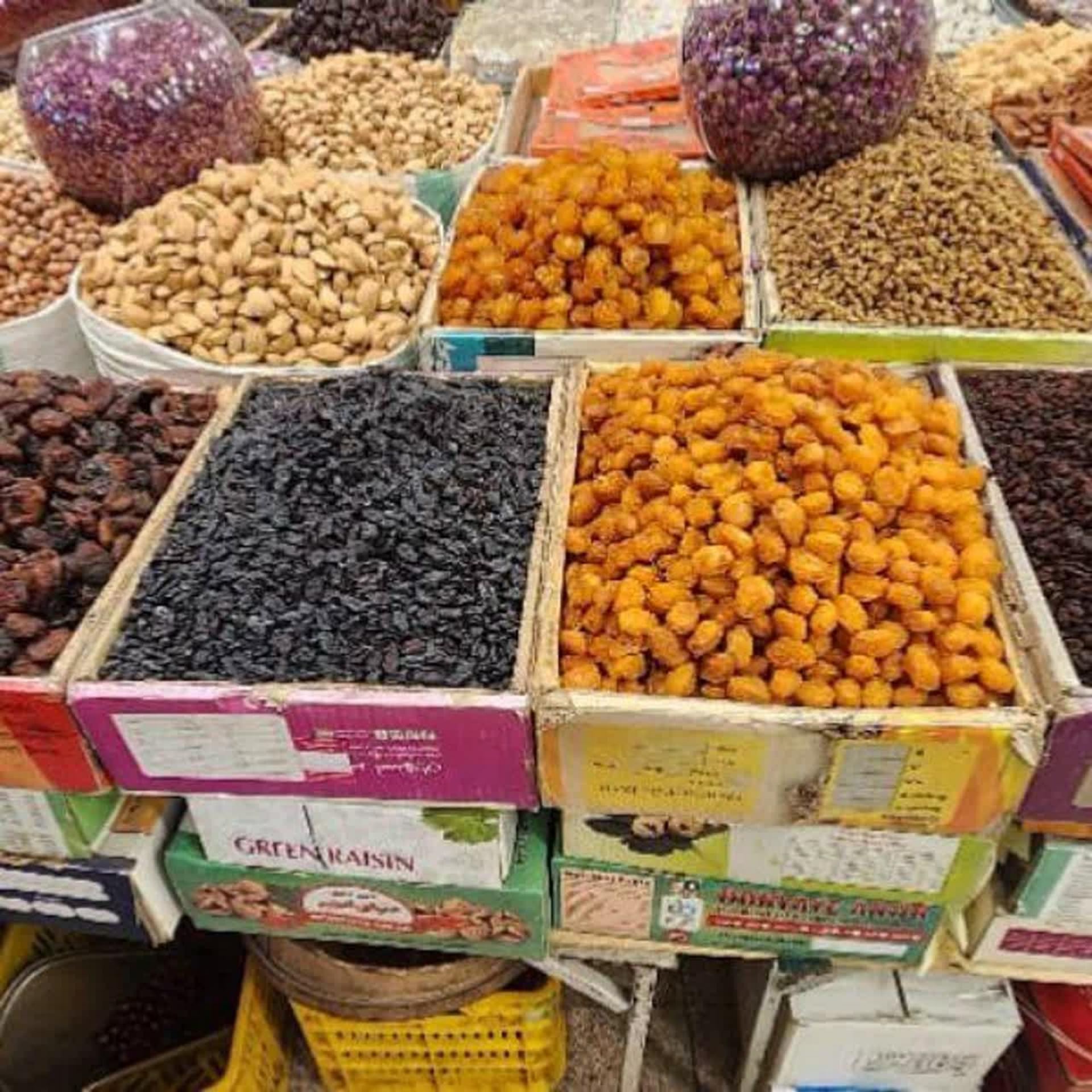 عکس خشکبار رستم و پسران