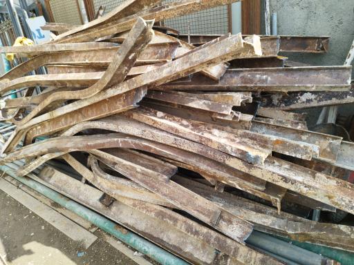 عکس خرید و فروش آهن آلات دیبا 