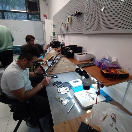 عکس آموزشگاه فنی حرفه ای ایده پاژ 