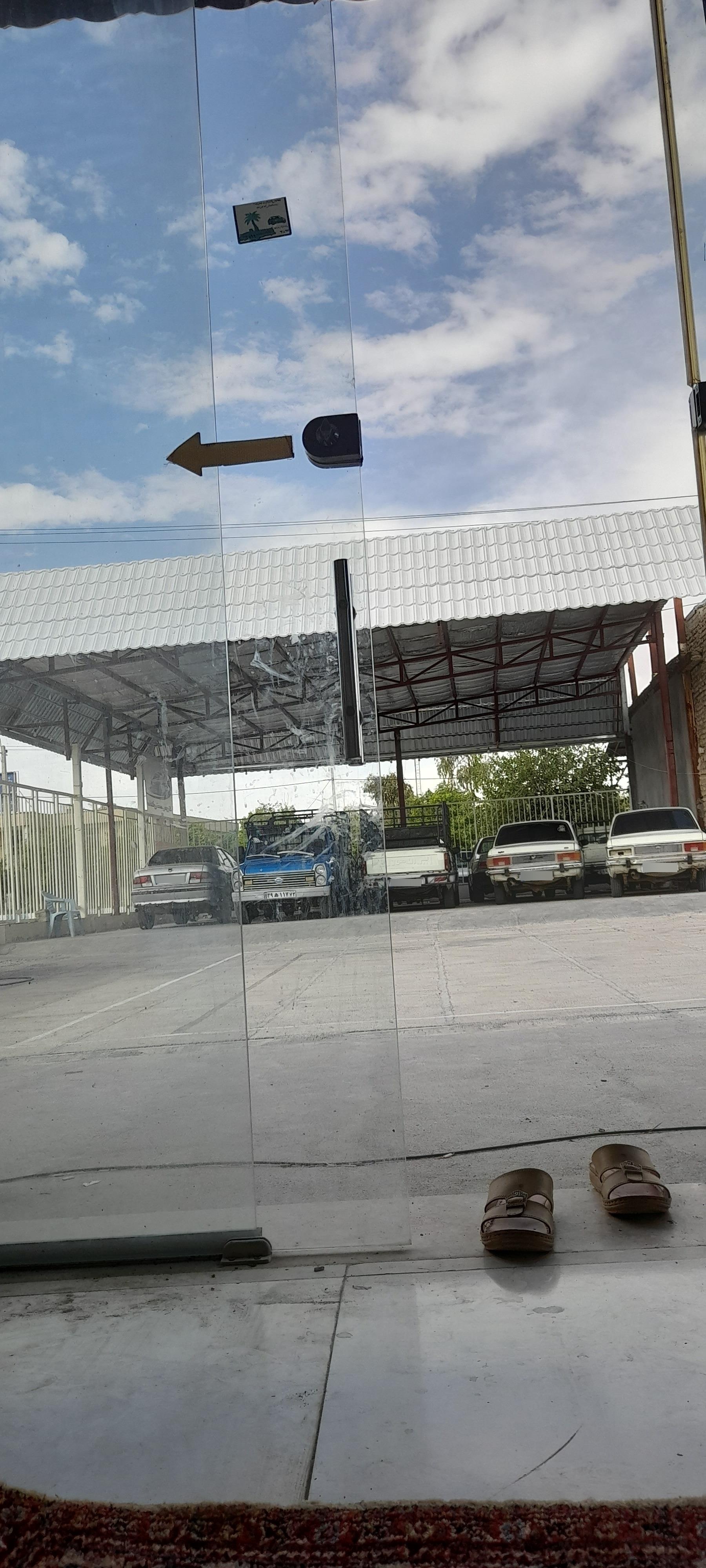 عکس نمایشگاه اتومبیل خسروانی