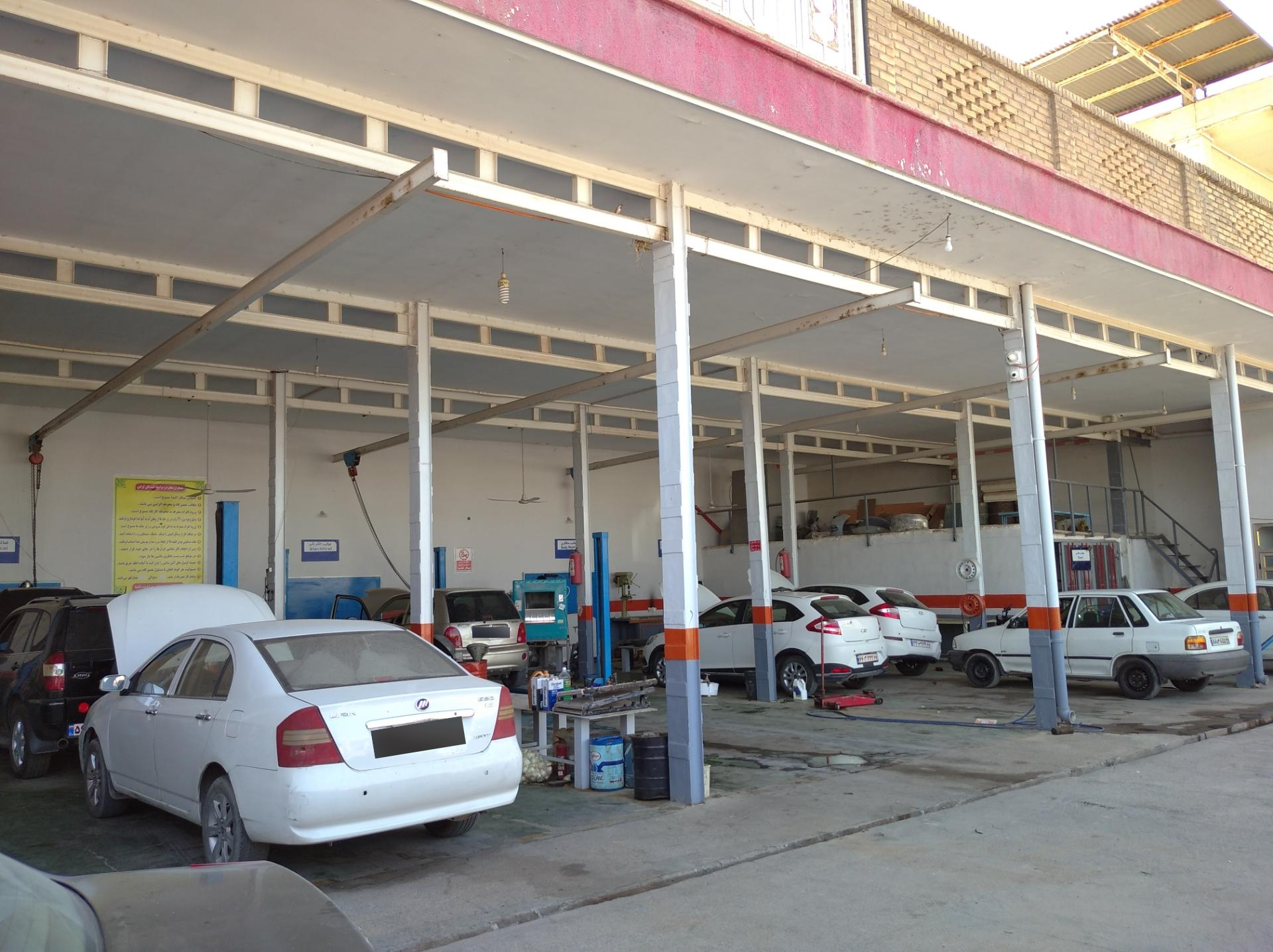 عکس تعمیرگاه تخصصی خودرو های خارجی mvm