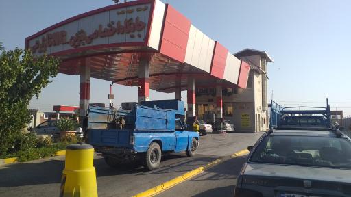 عکس جایگاه بنزین و CNG برادران زارعی