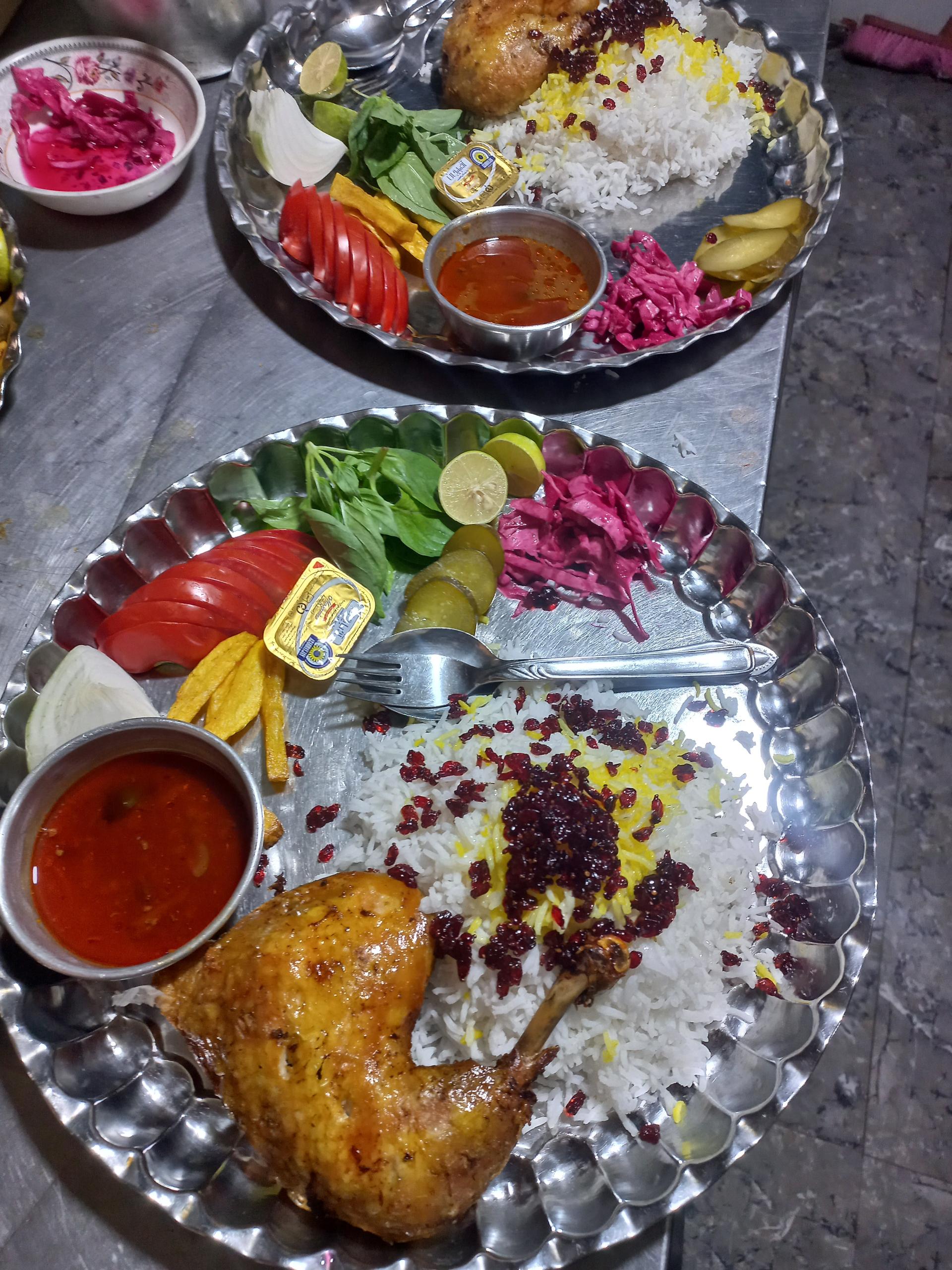 عکس رستوران تک خال 