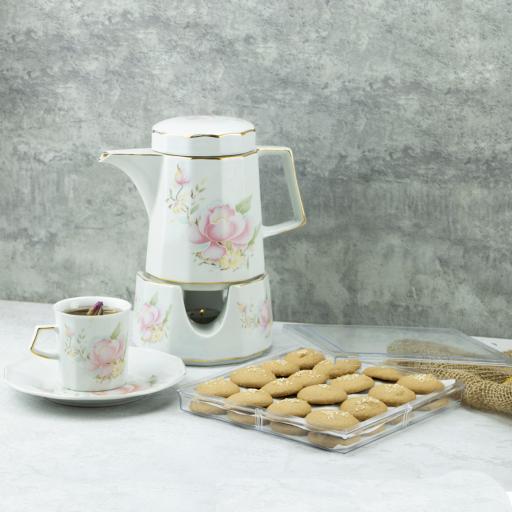 عکس کارگاه حلوا و خرما و شیرینی جات آزرث