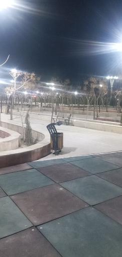 عکس بوستان زائر