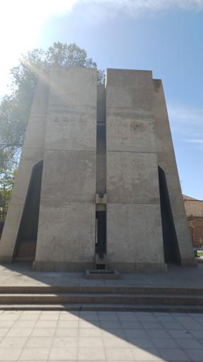 مقبره شیخ رکن الدین اوحدی مراغه ای