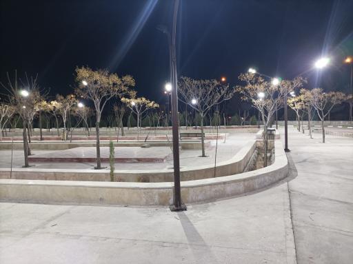 عکس بوستان زائر