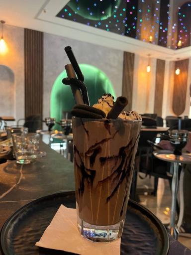 عکس کافه چیمن