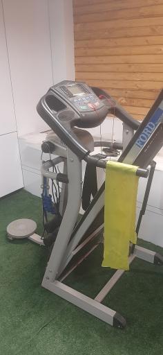 عکس فیزیوتراپی اردلان قهرمانی(مزرع سبز)