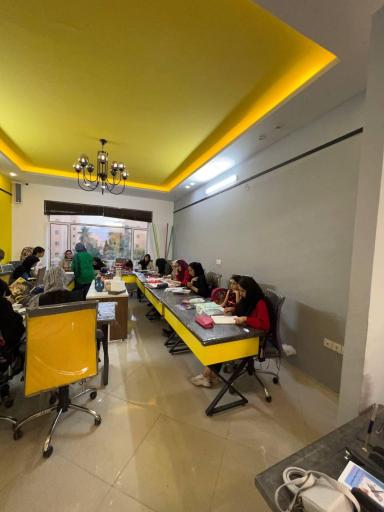 عکس آموزشگاه نقش هنر