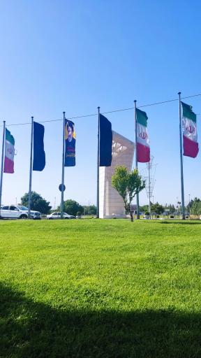 عکس میدان مینودر