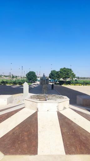 عکس میدان مینودر