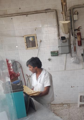 عکس نانوایی شایق