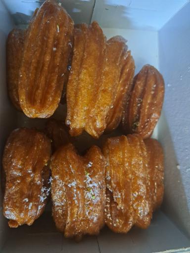 عکس قنادی شاه اوکان