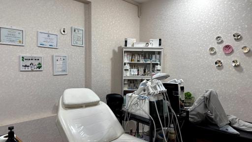 عکس فشیال و پاکسازی پوست نیلوفر