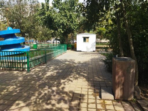 عکس آبخوری بوستان آزالیا