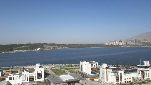 عکس ضلع شرقی دریاچه چیتگر