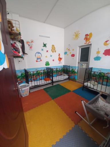 عکس دبستان و کودکستان ملائک