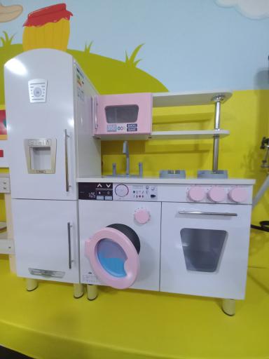 عکس دبستان و کودکستان ملائک