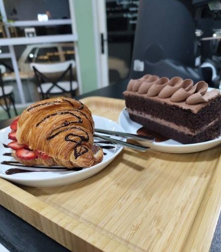 عکس کافه قنادی ایران