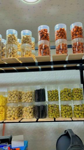 عکس فروشگاه سوئیس چاکلت 