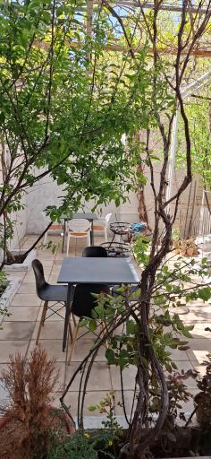 عکس کافه حس شیرین