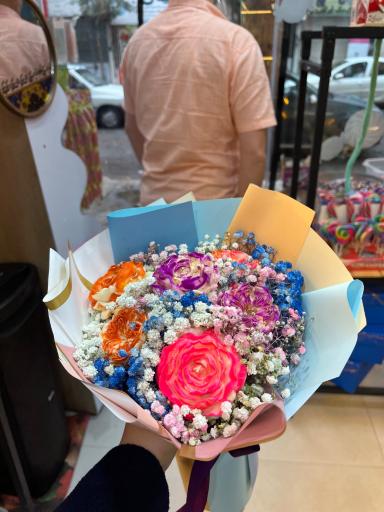 عکس فروشگاه سوئیس چاکلت 