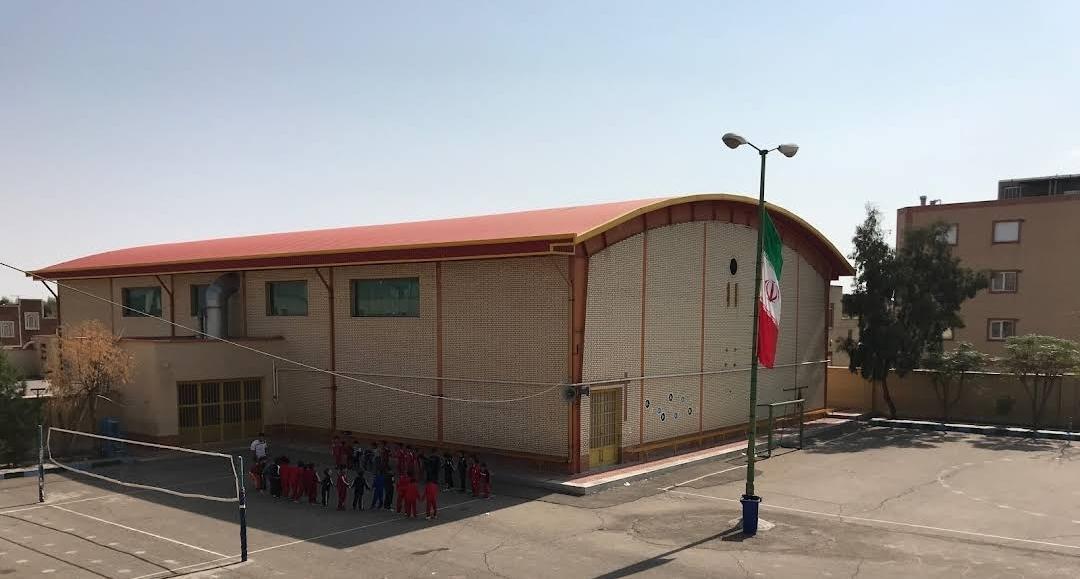 عکس سالن ورزشي شهيد كاشاني پور