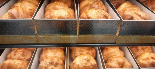 عکس قنادی نان سالم