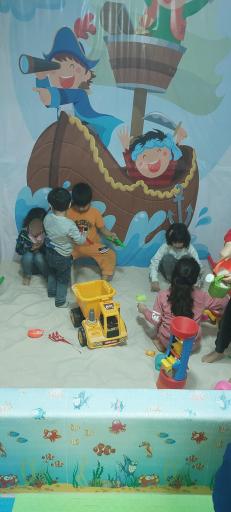 عکس خانه بازی و فراموز بهار