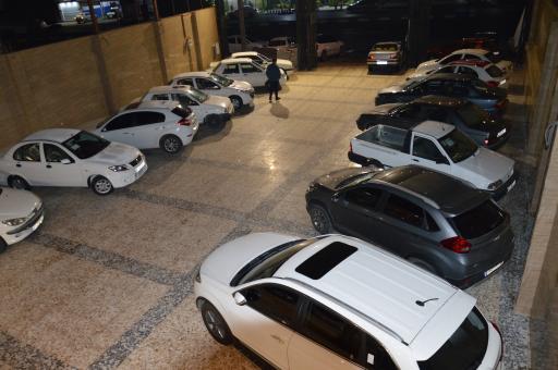 عکس نمایشگاه اتومبیل تخت جمشید شلمان