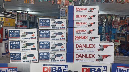 عکس رنگ و ابزار محمد