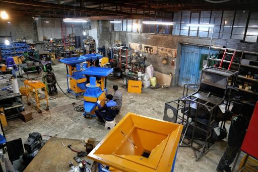 عکس گروه صنعتی سیفی