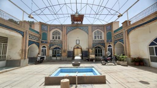 عکس مسجد سرخی