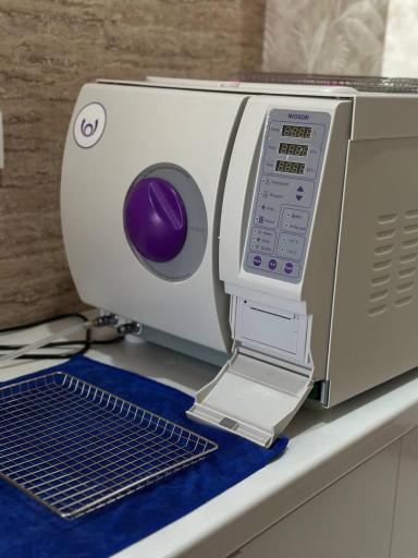 کلینیک دندانپزشکی دکتر پویان طولابی