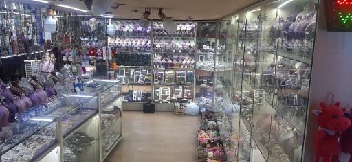 عکس فروشگاه سنجاقک