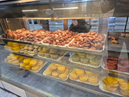 عکس گز و شیرینی سادات