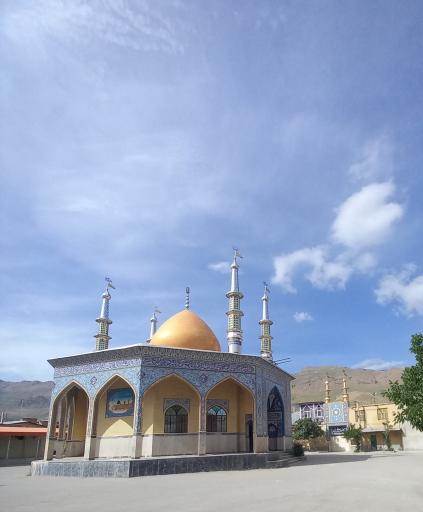 عکس امامزاده عبدالله فیل آباد