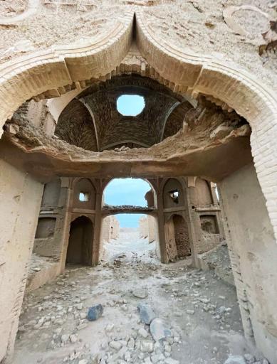 عکس قلعه اسدآباد