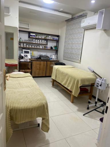 عکس کلینیک زیبایی روشا